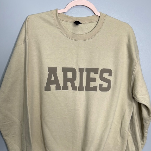 Aries   Unisex  Crewneck Sweatshirt Sz M - Picture 2 of 8